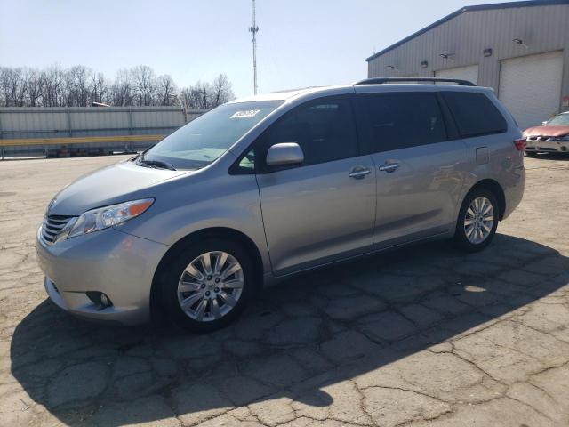 TOYOTA SIENNA XLE