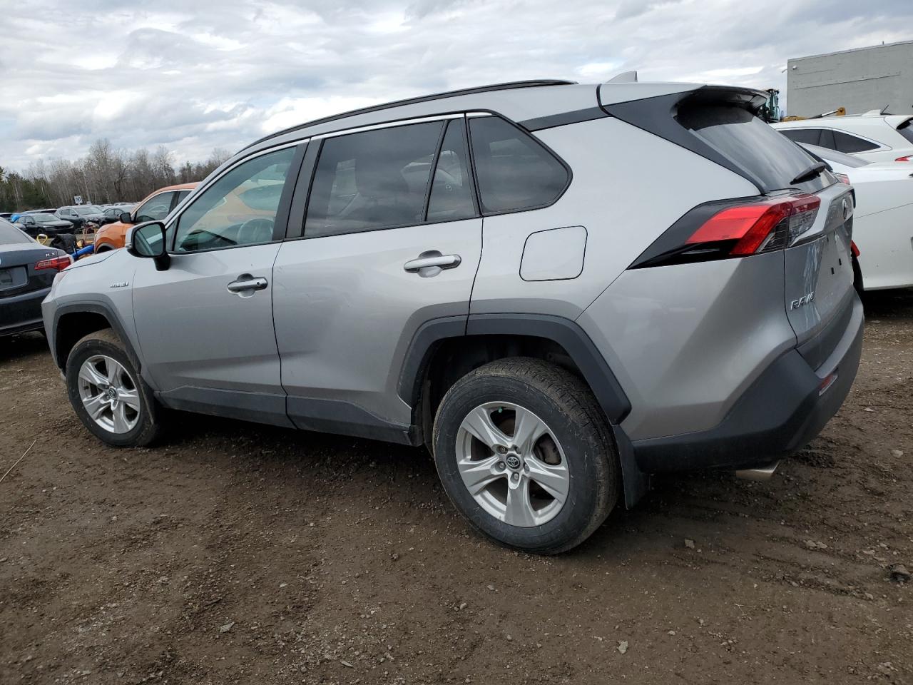 TOYOTA RAV4 XLE