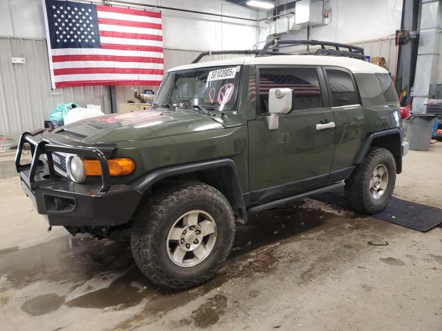 TOYOTA FJ CRUISER