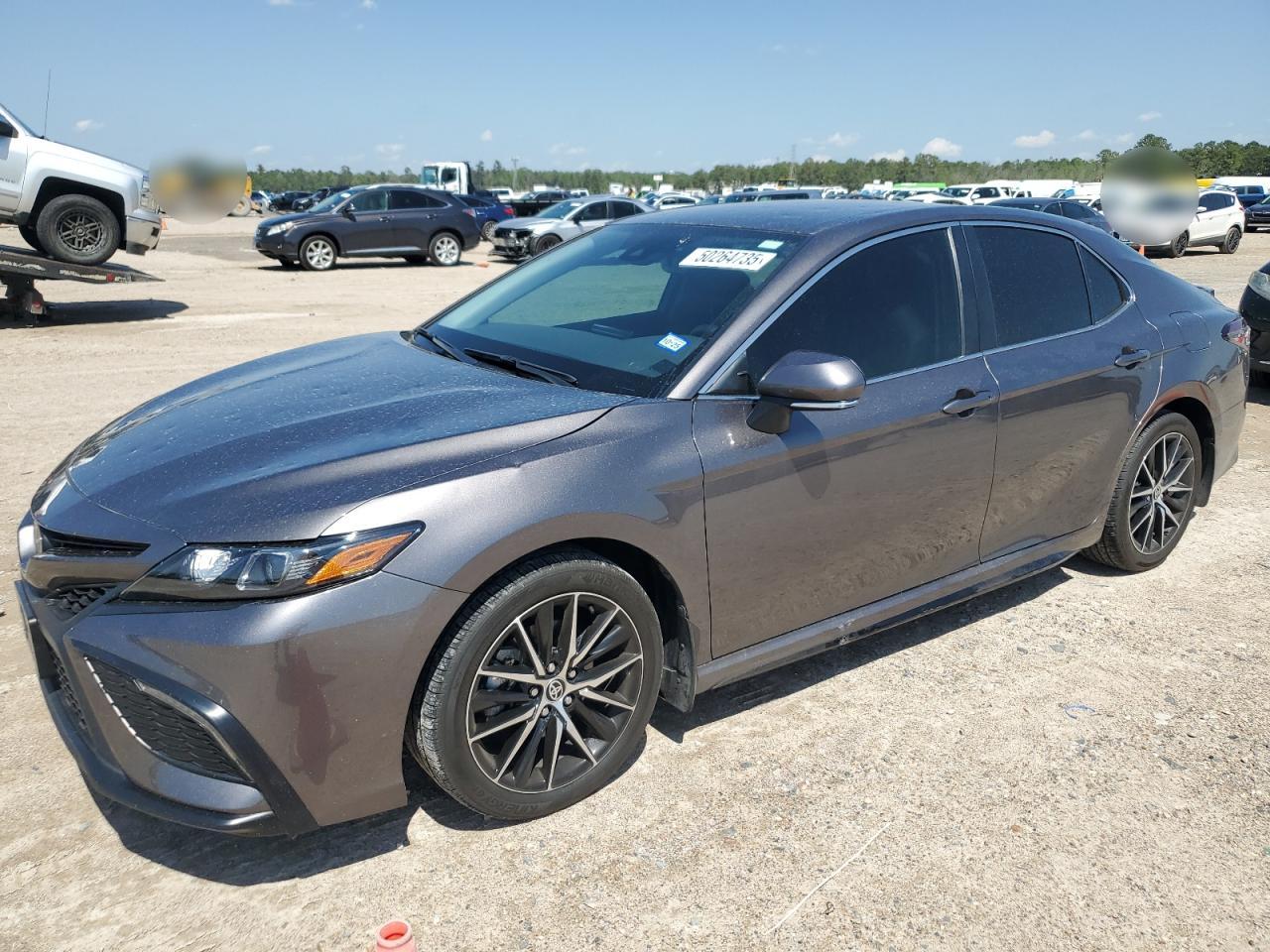 TOYOTA CAMRY SE NIGHT SHADE