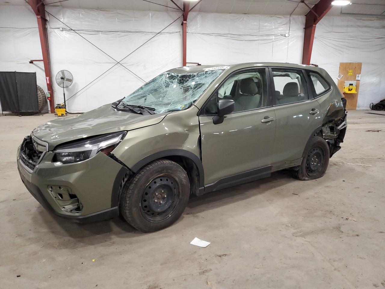  Salvage Subaru Forester
