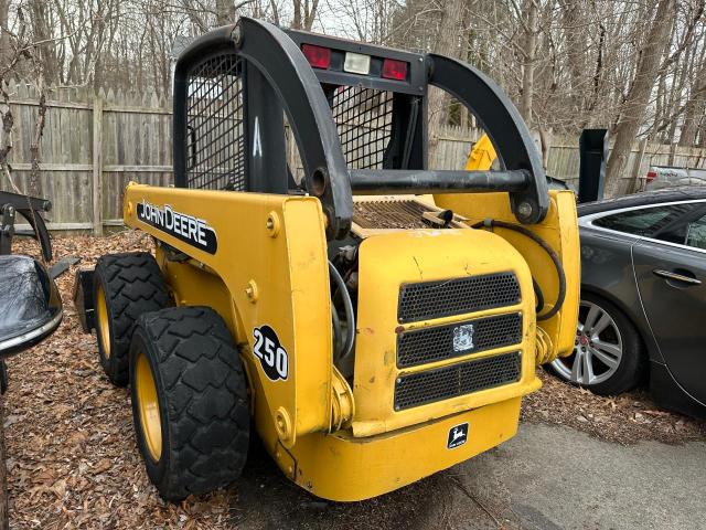 JOHN DEERE 250 2010 yellow   KV0250A250800 photo #4