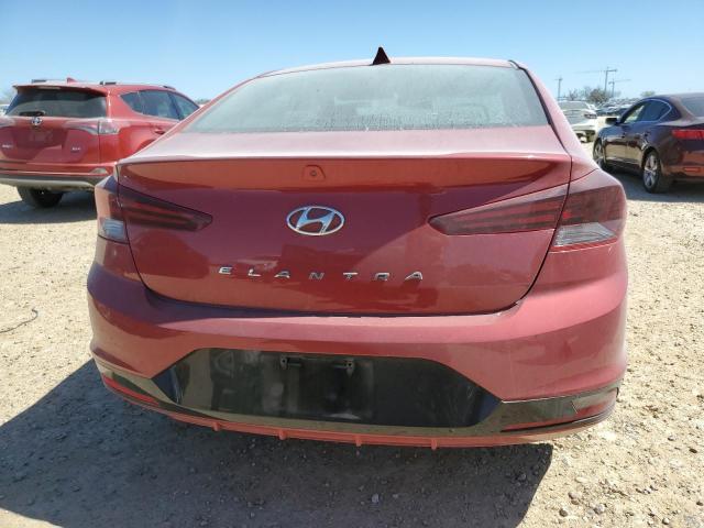 2019 HYUNDAI ELANTRA SE - 5NPD84LF3KH472779