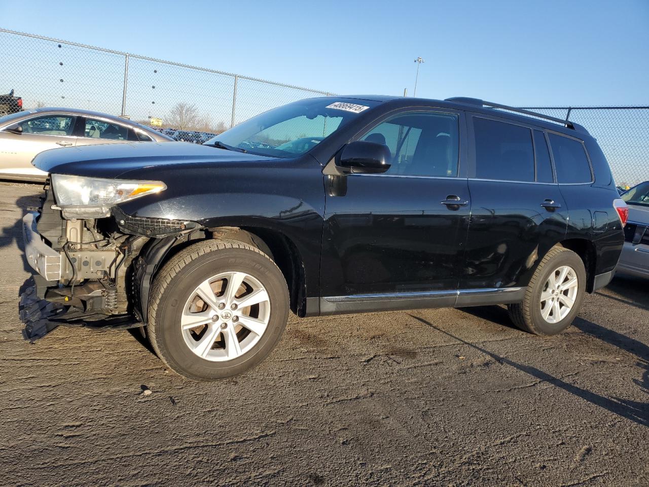 TOYOTA HIGHLANDER BASE