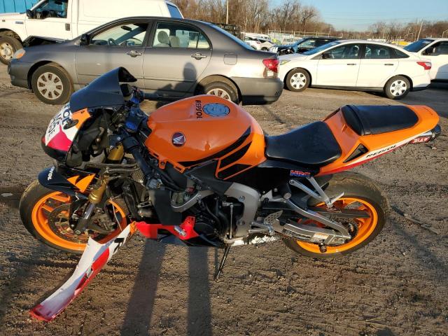 2013 HONDA CBR600 RR JH2PC40J5DK000082