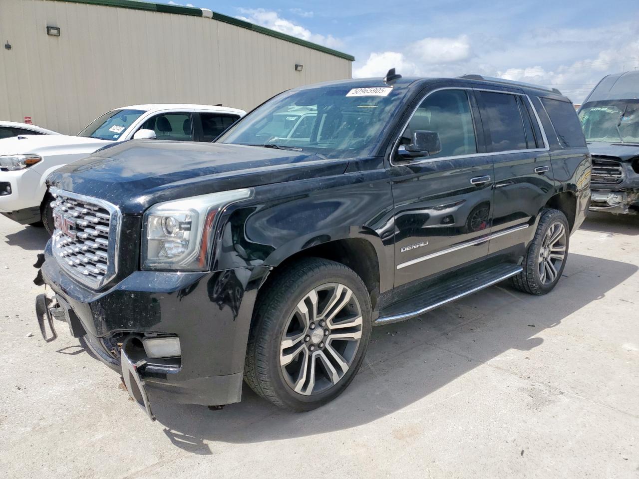 GMC YUKON DENALI