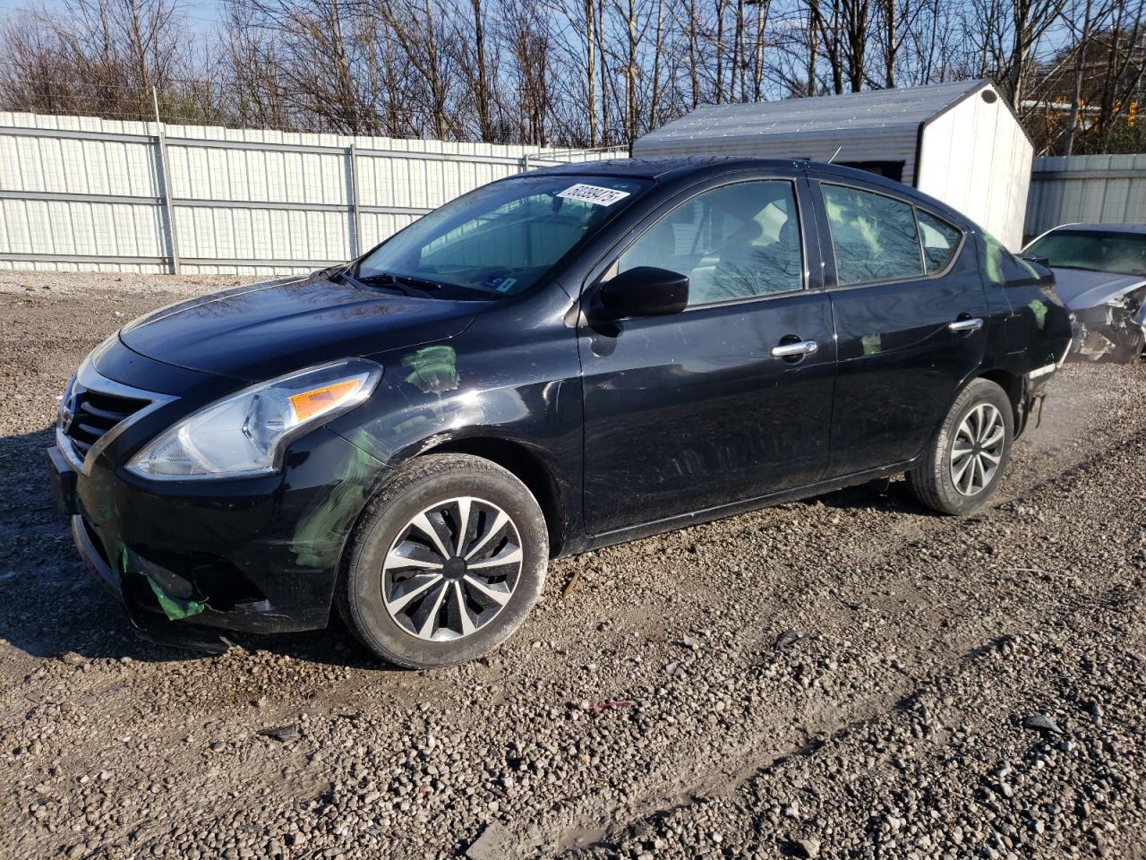 NISSAN VERSA S