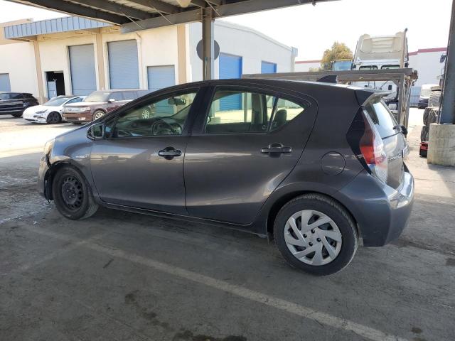 Vin: jtdkdtb30f1587373, lot: 50828185, toyota prius 20152