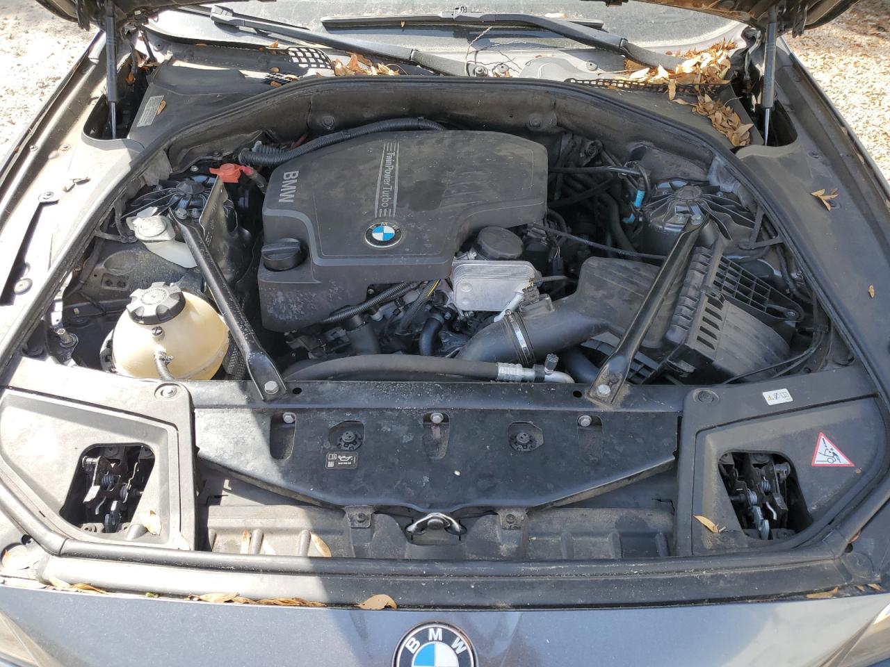 BMW 528 i 2016 фото - 11 BMW 528 i 2016