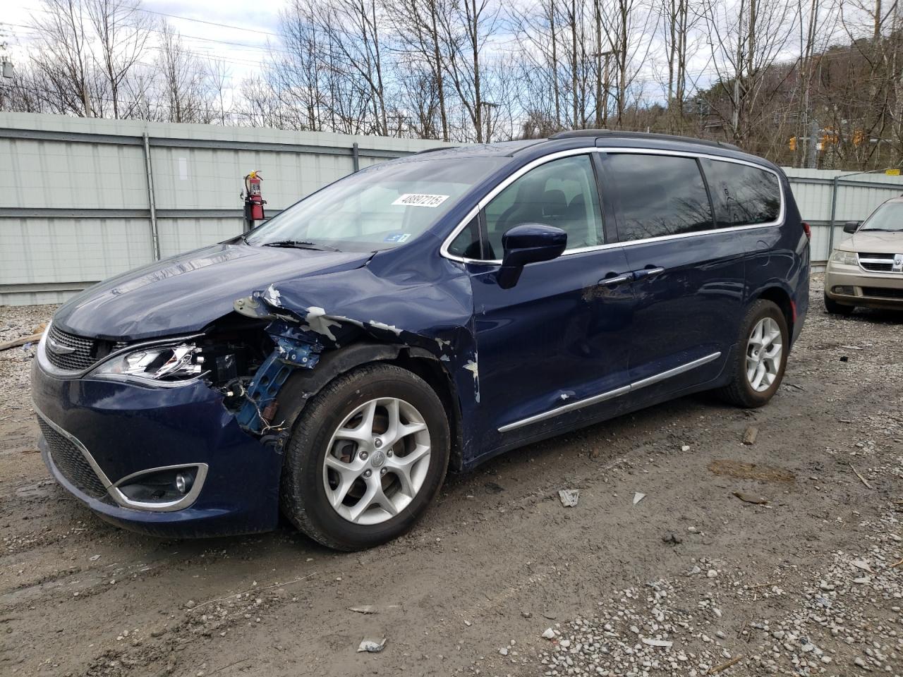 CHRYSLER PACIFICA TOURING L