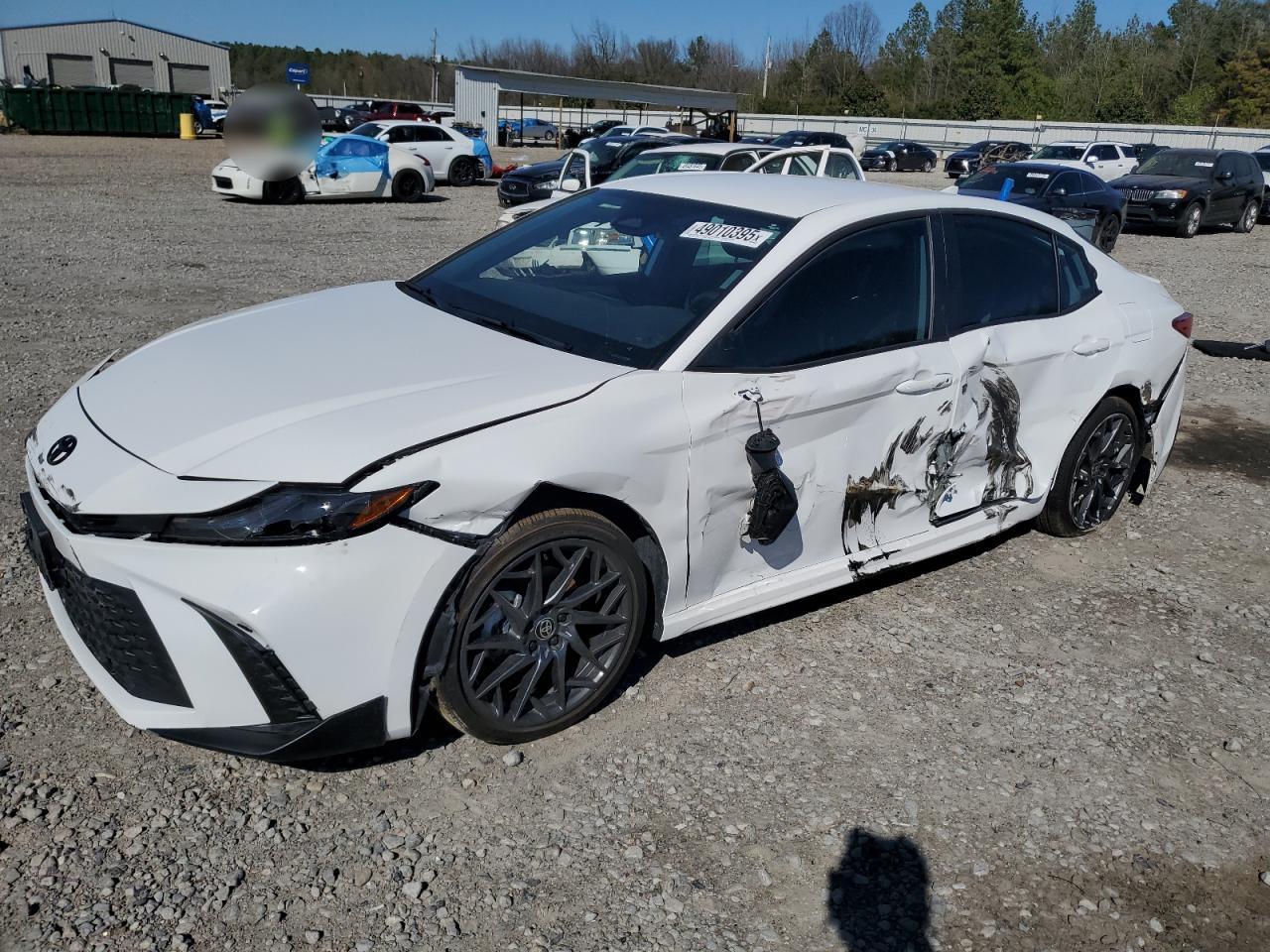 TOYOTA CAMRY XSE
