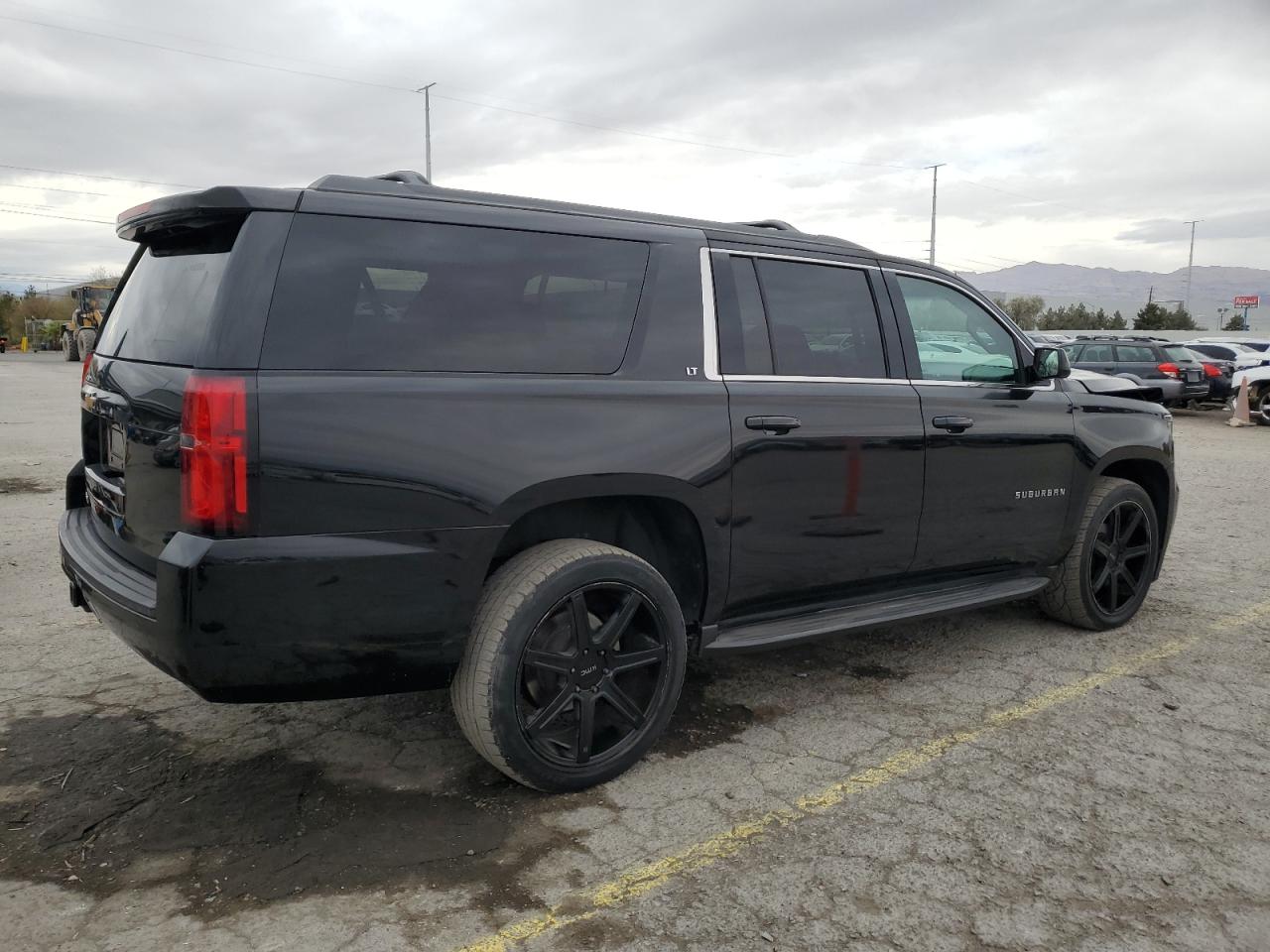 CHEVROLET SUBURBAN 2017