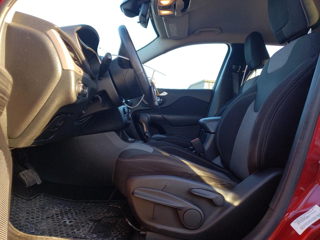 JEEP GRAND CHEROKEE LATITUDE