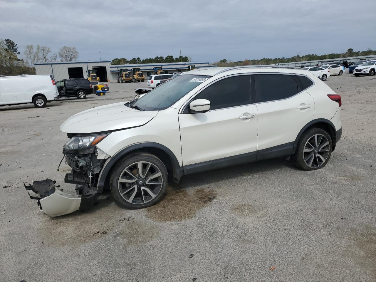 NISSAN ROGUE SPORT S