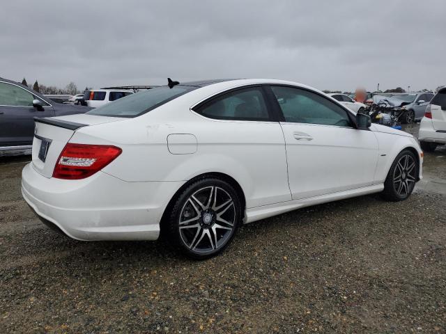 Vin: wddgj4hb4df968846, lot: 49092415, mercedes-benz c-class 250 20133
