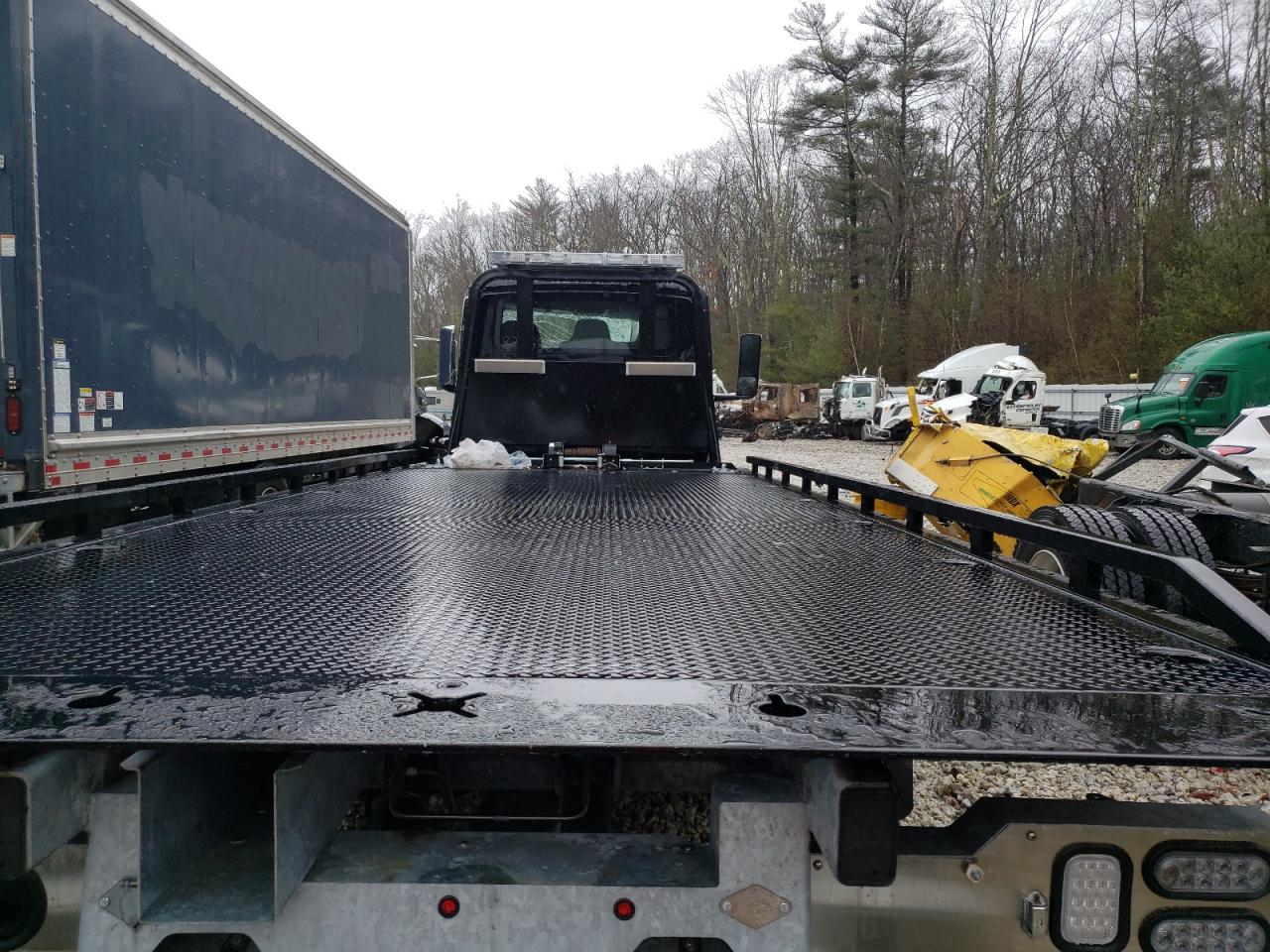 Lot #3316803405 2025 INTERNATIONAL MV607