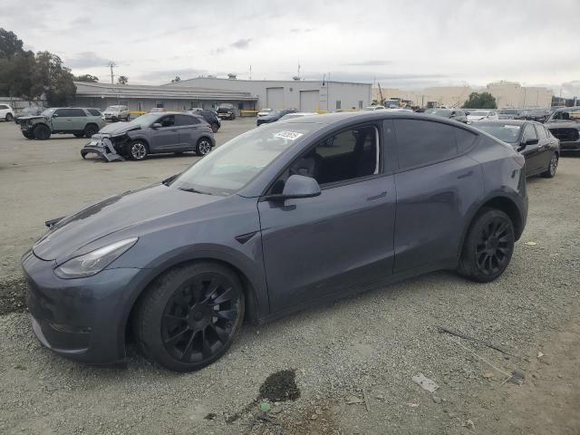 Vin: 7saygdee2pf639781, lot: 47628515, tesla model y 2023 img_1