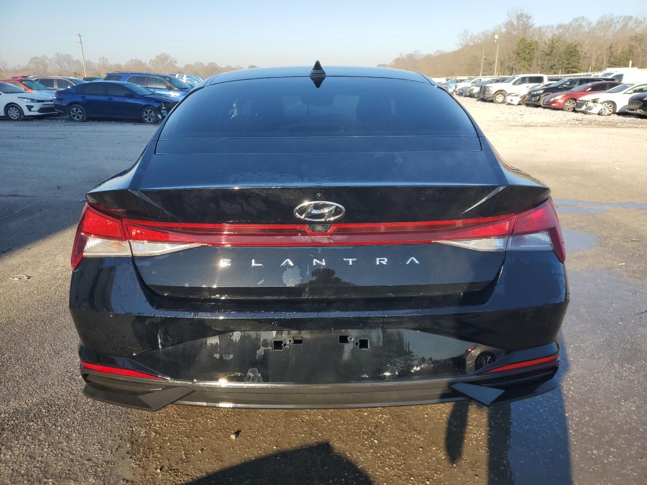 HYUNDAI ELANTRA SEL