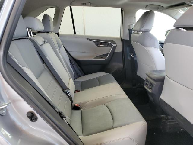 2021 TOYOTA RAV4 XLE P 2T3C1RFV2MC093320