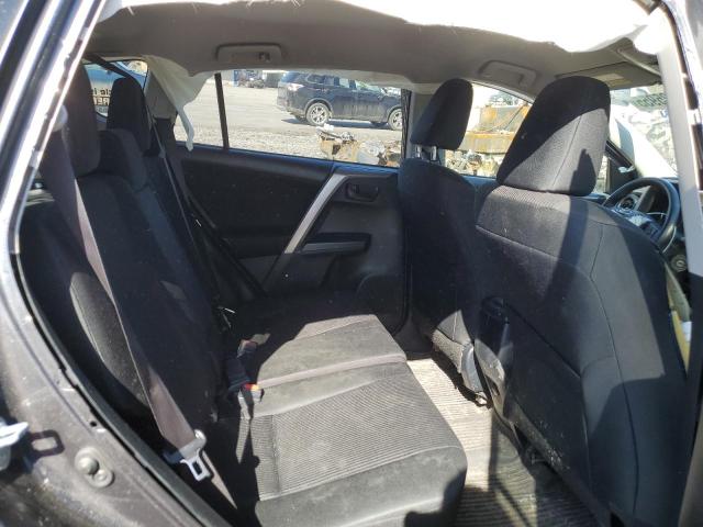 2018 TOYOTA RAV4 LE JTMBFREV5JJ258574