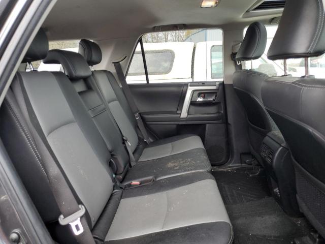2022 TOYOTA 4RUNNER SR - JTENU5JR9N5986526