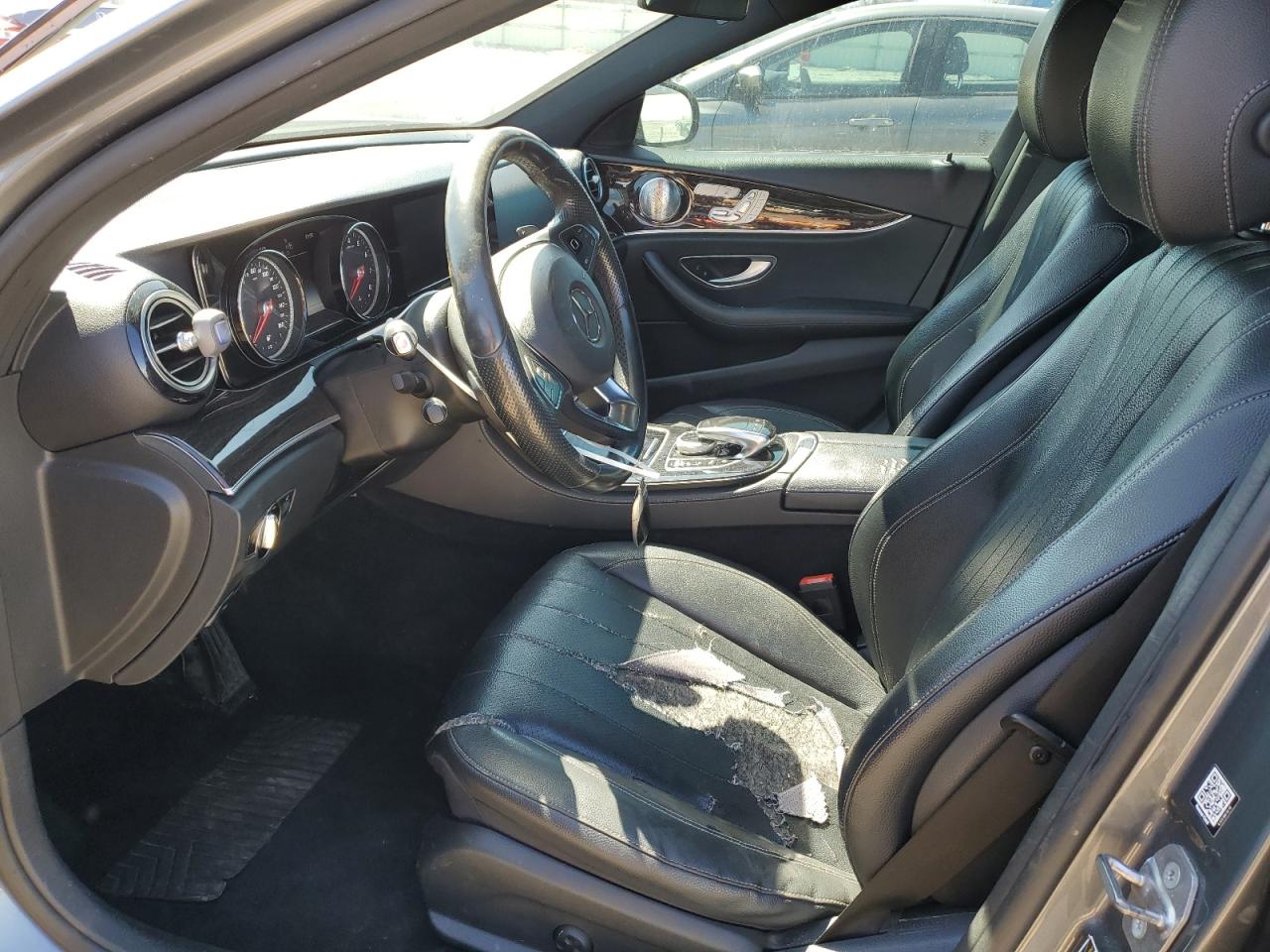 MERCEDES-BENZ E-CLASS 300 4MATIC