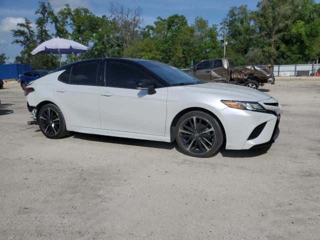 Vin: 4t1b61hk2ku190975, lot: 51047325, toyota camry xse 20194