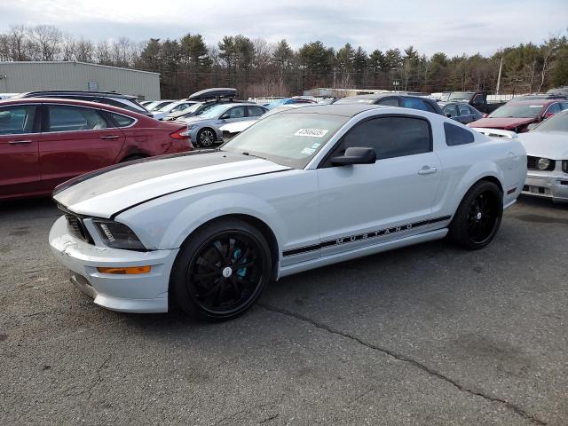 FORD MUSTANG GT