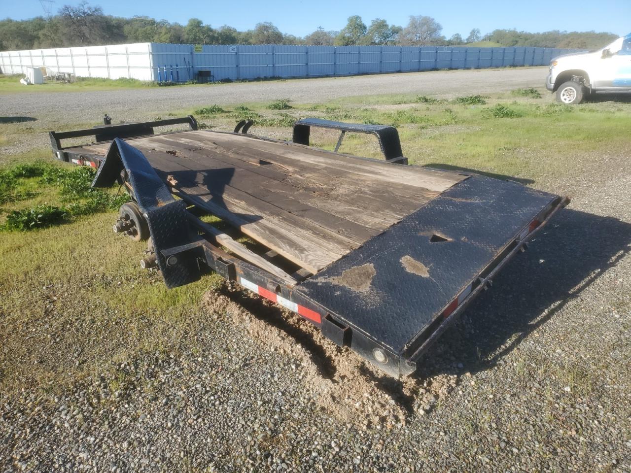 Lot #3283902354 2020 FABF UTIL TRLR