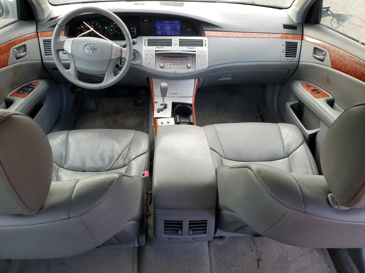 Lot #3222643822 2005 TOYOTA AVALON XL