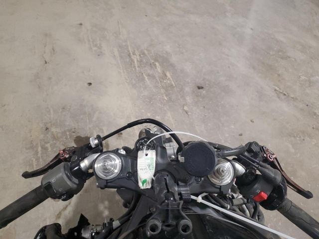2011 YAMAHA YZFR1 JYARN23E6BA010908