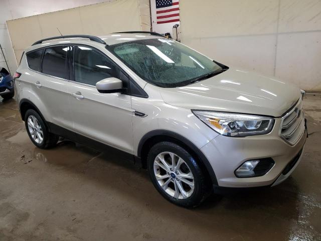 Vin: 1fmcu9gd0huc87063, lot: 47194065, ford escape se 20174