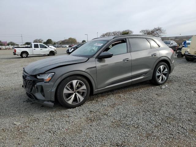 AUDI Q8 PREMIUM