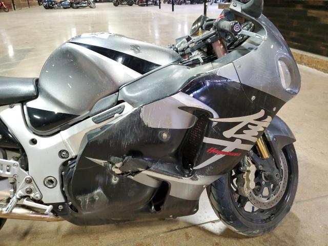 2005 SUZUKI GSX1300 RK JS1GW71A252110566