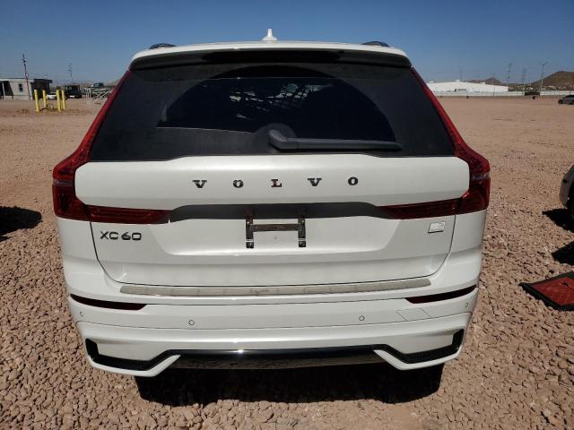 2022 VOLVO XC60 T8 RE YV4H60DM7N1058622