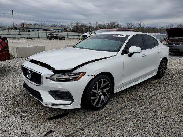 VOLVO S60 T5 MOMENTUM