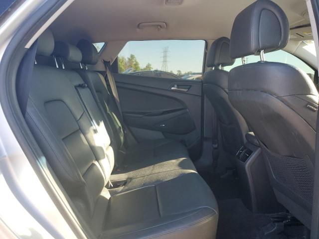2018 HYUNDAI TUCSON SEL - KM8J33A45JU778640