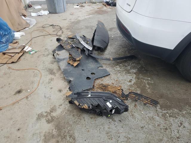 2018 TESLA MODEL X 5YJXCBE26JF087675