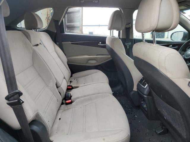 2016 KIA SORENTO LX - 5XYPG4A3XGG050922