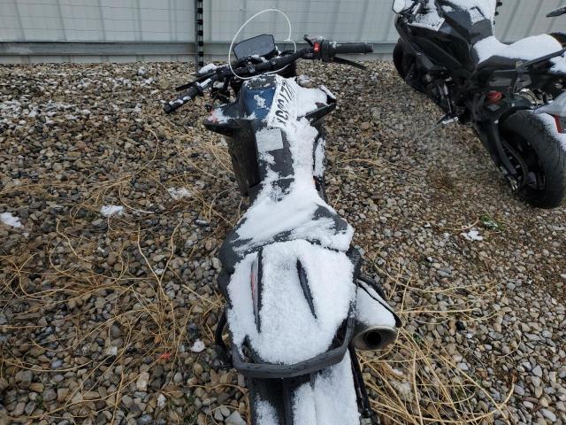 2022 KTM 890 DUKE R VBKTU9400NM840116