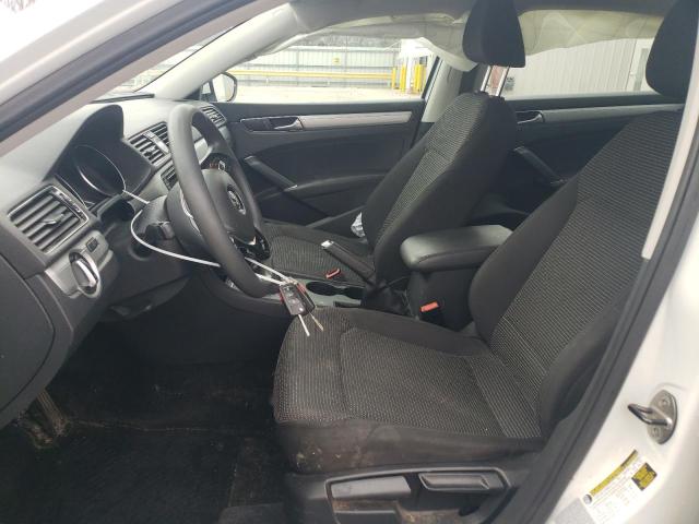 2017 VOLKSWAGEN PASSAT S - 1VWAT7A35HC040188