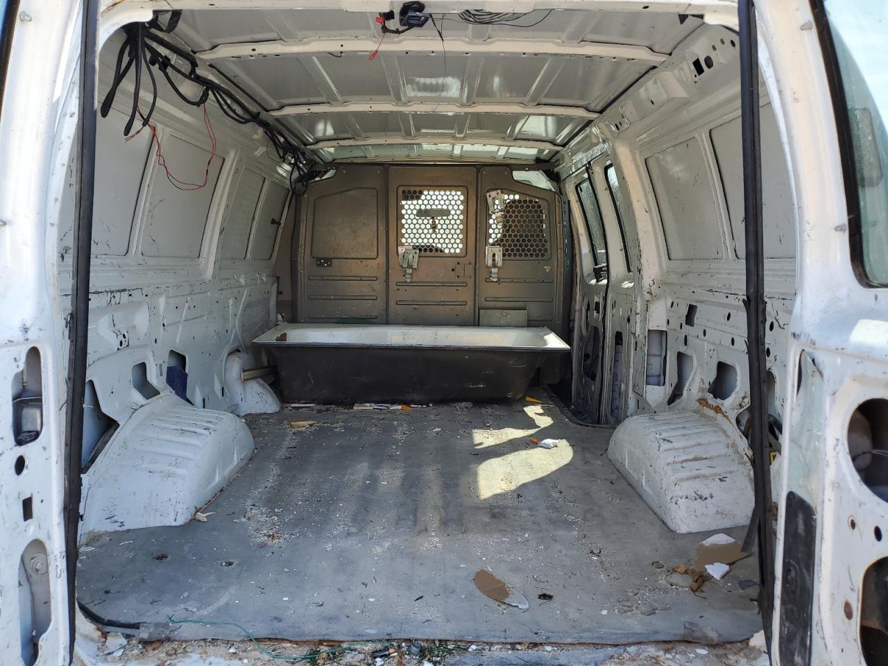 Lot #3110737704 2011 FORD ECONOLINE