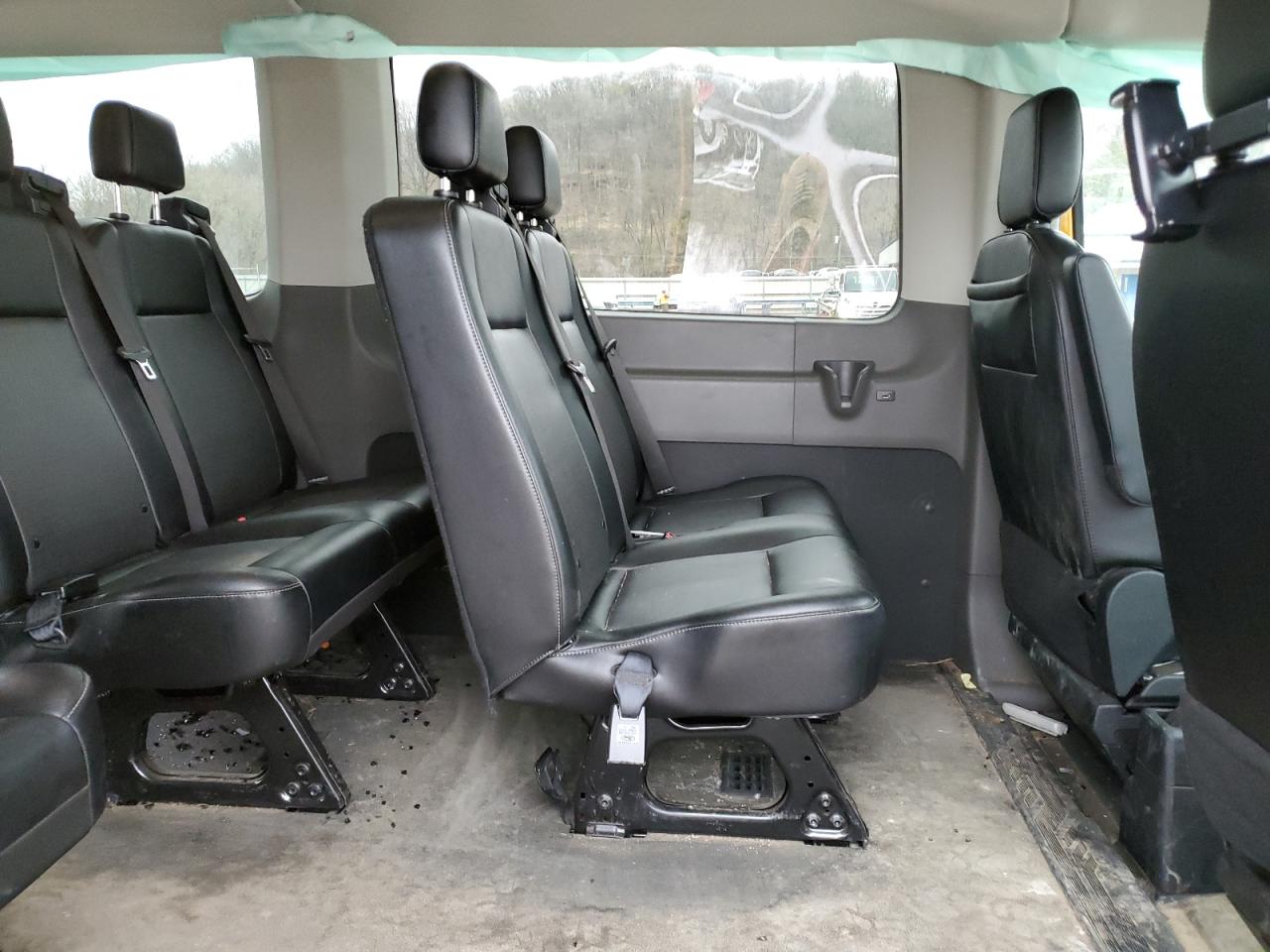 FORD TRANSIT T-350 HD