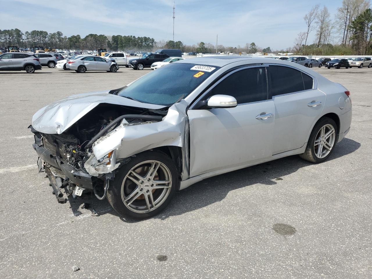 NISSAN MAXIMA S