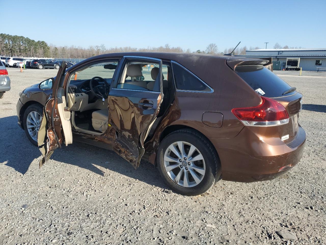 TOYOTA VENZA LE