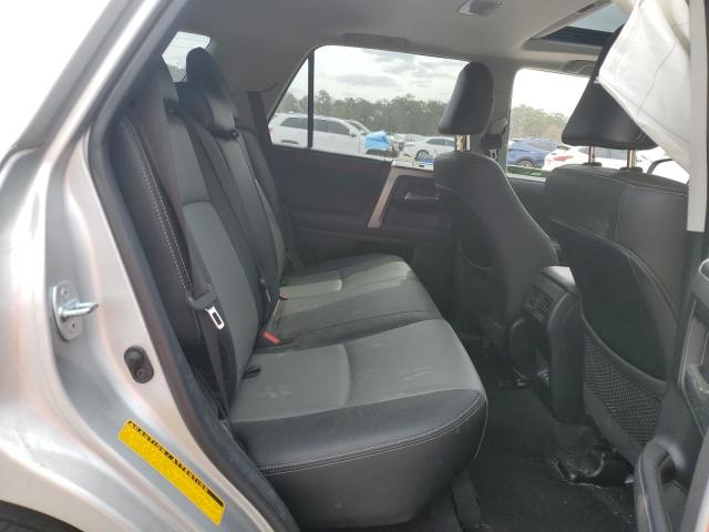 2021 TOYOTA 4RUNNER SR - JTEFU5JR0M5231610