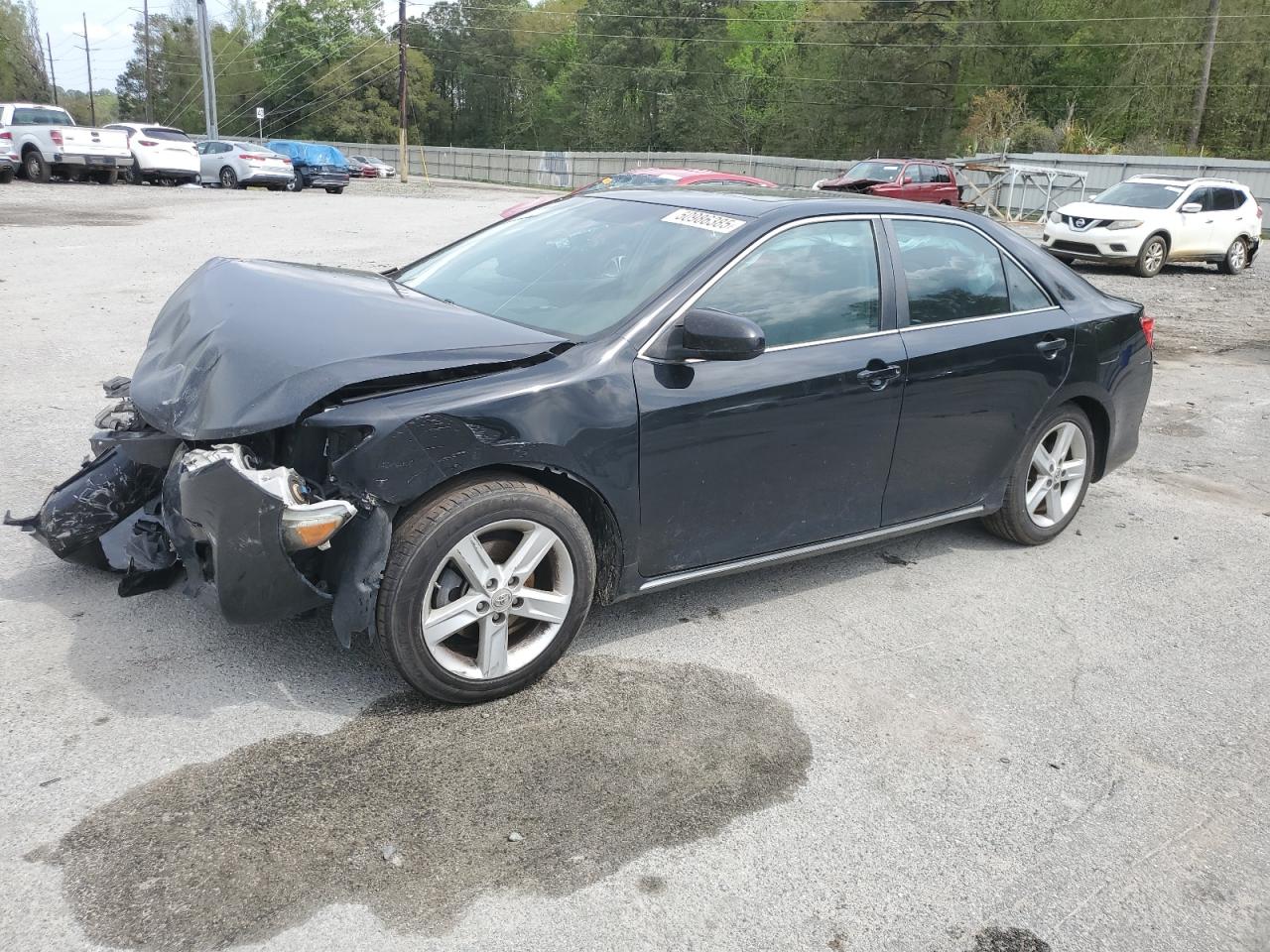 TOYOTA CAMRY BASE