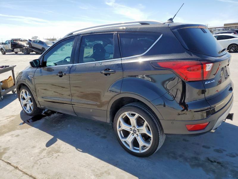 Vin: 1fmcu0j99kua41197, lot: 48997275, ford escape titanium 20192