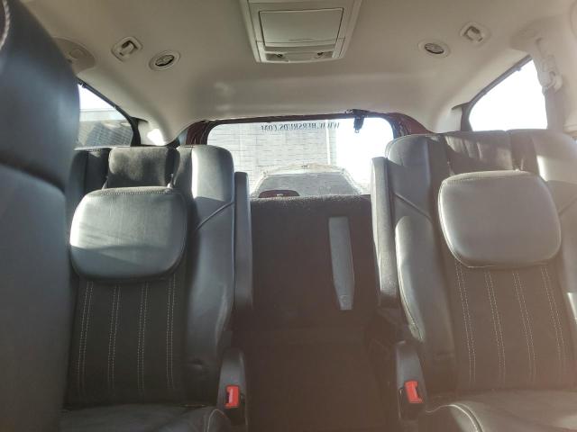 2014 CHRYSLER TOWN & COU - 2C4RC1CGXER189475