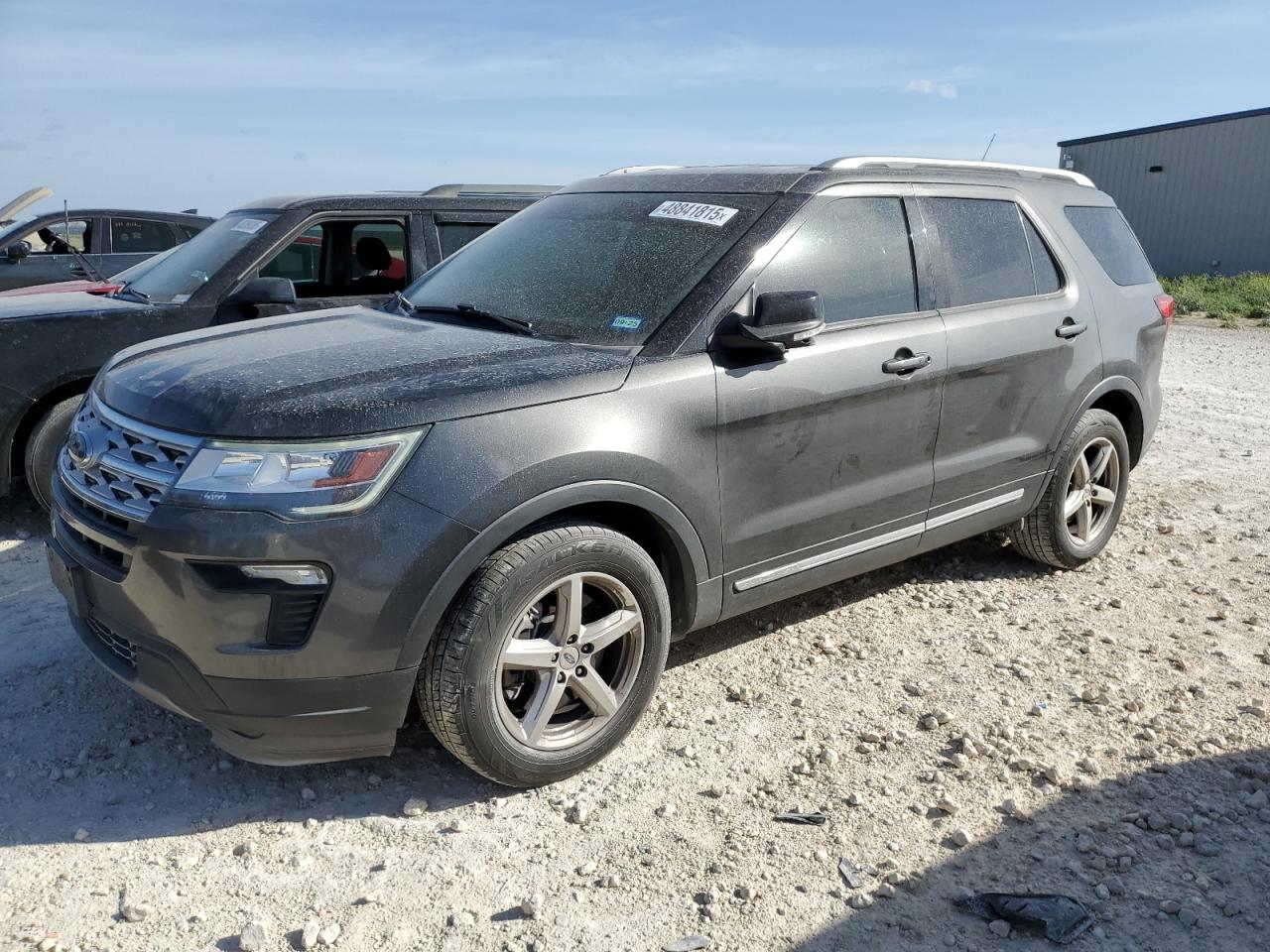 FORD EXPLORER XLT